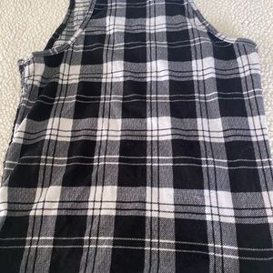 Black and white checkered crop tank rue 21 small
